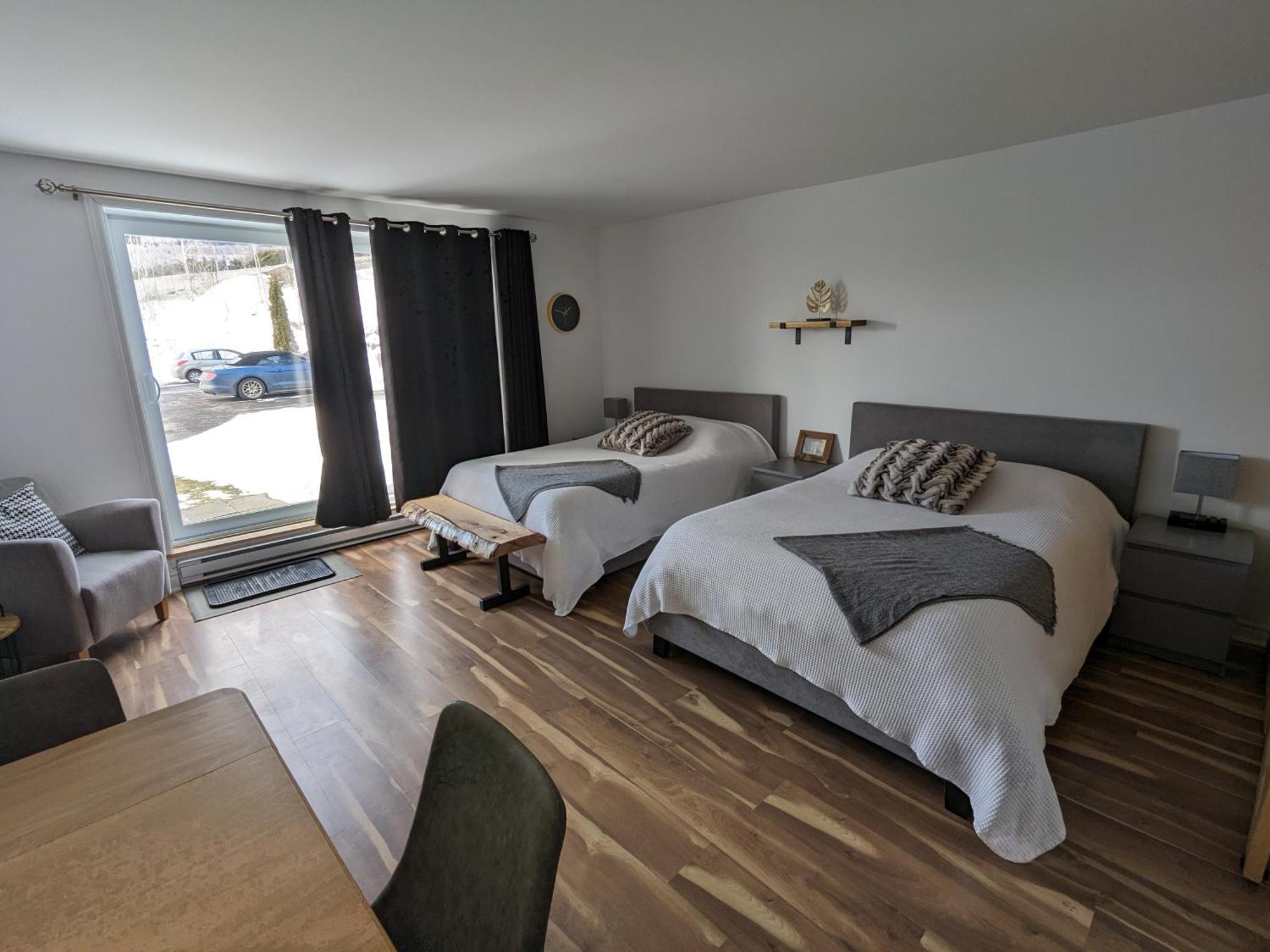 Bienvenue Chez Alice Et Daniel Leilighet Saint-Ferreol-les-Neiges Eksteriør bilde